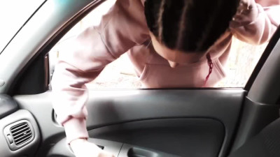 A girl wanted to ask the way to the gas station but got a rough fisting of her hole