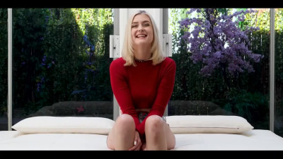 The blonde came to the casting to demonstrate the best blowjob ever