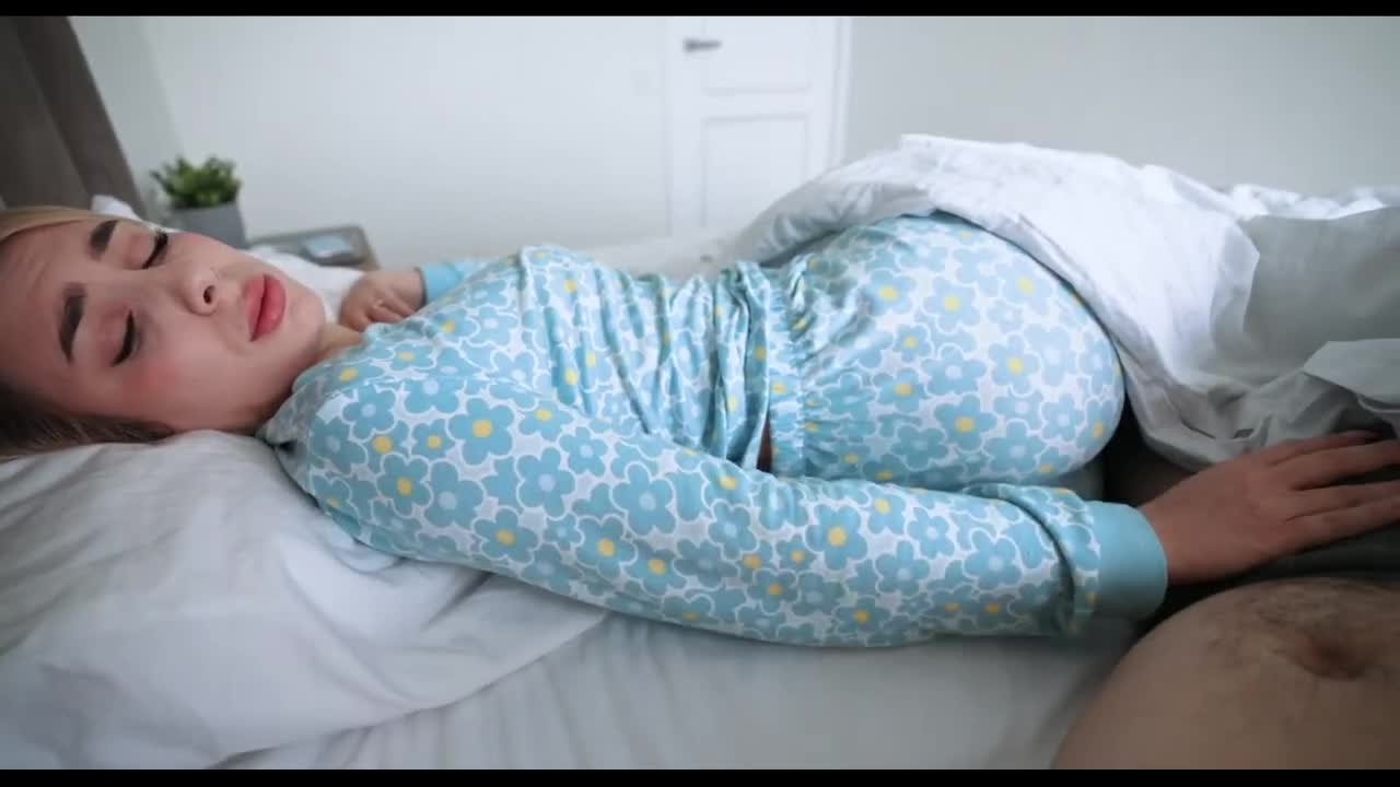 Watch I just woke up and my horny Russian stepmom already wants me to cum in her pussy. Full. Duration: 19:04 | ePornBabe.