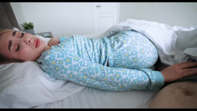 I just woke up and my horny Russian stepmom already wants me to cum in her pussy.