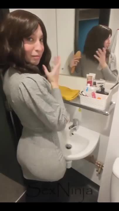 Watch Stepmom taught me how to fuck before my first date with a girl Full. Duration: 04:58 | ePornBabe.