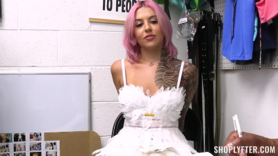 Juicy babe caught stealing and is punished by shop guard