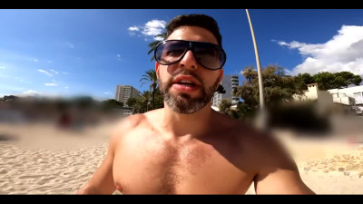 Man picks up a bitch on the public beach and fucks her at the resort