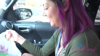 Purple-haired camper girl fucked in her ass on the trip to the beach