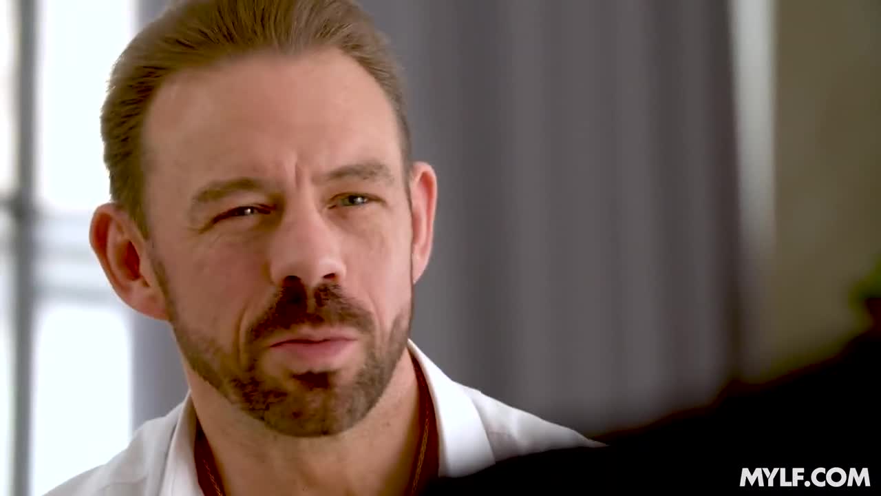 Watch DILF and stepson share sexy MILF Vickie Brown in stepfamily threesome Full. Duration: 07:56 | ePornBabe.