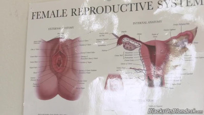 Perverted client seduced doctor because of his big black dick