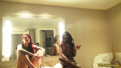 A whole apartment full of whores ready for free use