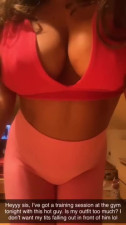 Snapchat Whore shows her body to her sister's boyfriend.