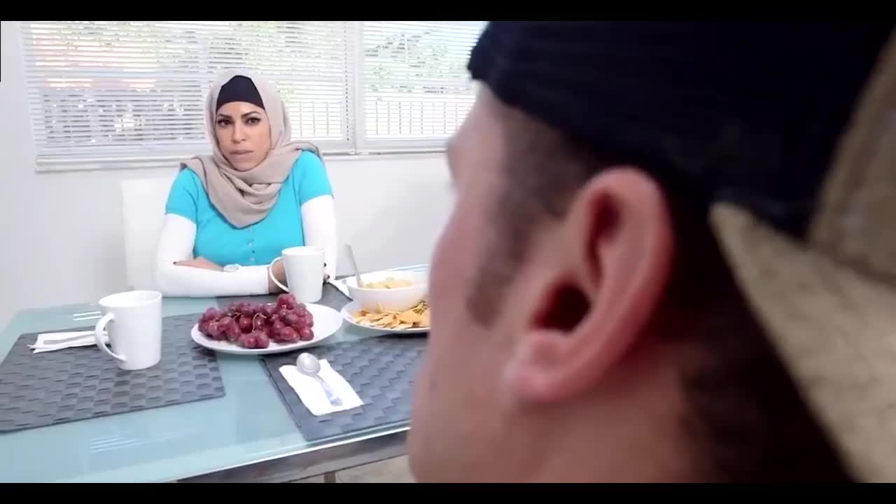 Watch Two Arab Hotties In Headscarves Get Crazy Of Sharing a Huge Dick Suck Full. Duration: 04:56 | ePornBabe.