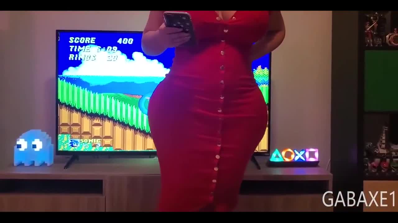 Watch Gigantic ass MILF interrupts a gamer for a bounce on his cock Full. Duration: 16:05 | ePornBabe.