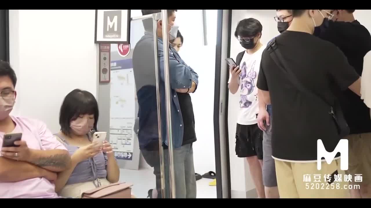 Watch Asian teen was publicly fucked in the subway Full. Duration: 05:18 | ePornBabe.