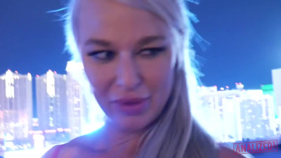Two Blondes's Threesome BBC Fuck In the Hotel Room