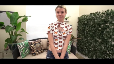 Stepsister, I need a blowjob again!