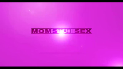 PAWG mommy teaches sex and gets a mouthful of cum