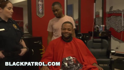 Thick ass cops gets fucked in exchange for the freedom of a black guy