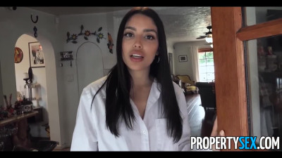 Brunette wife cheats on her husband with an estate agent