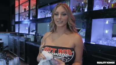 Busty curvy MILF has no hesitation in fucking a random guy in a bar