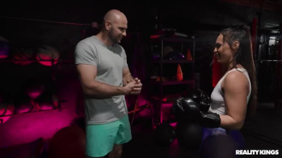 Big ass Latina Kelsi Monroe fucked by her big dick trainer - Reality Kings