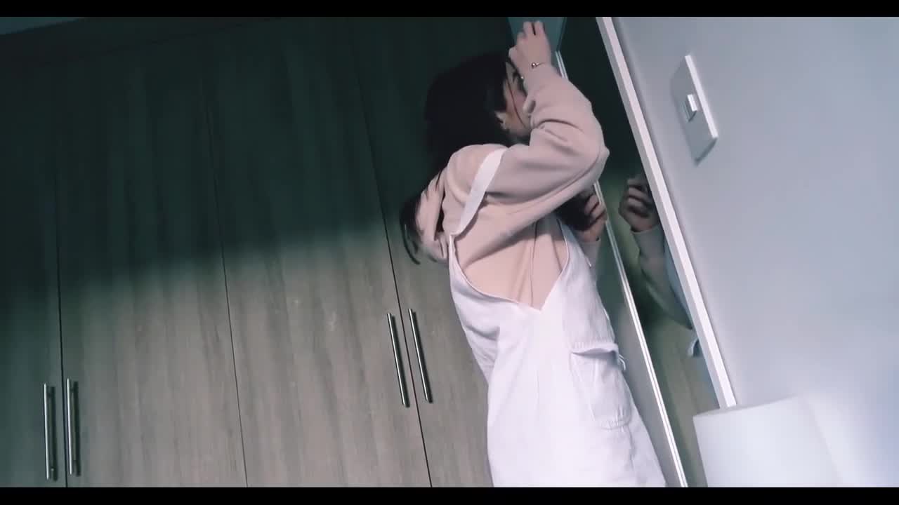 Watch Girlfriend surprises BF by wearing nothing under her apron Full. Duration: 12:56 | ePornBabe.