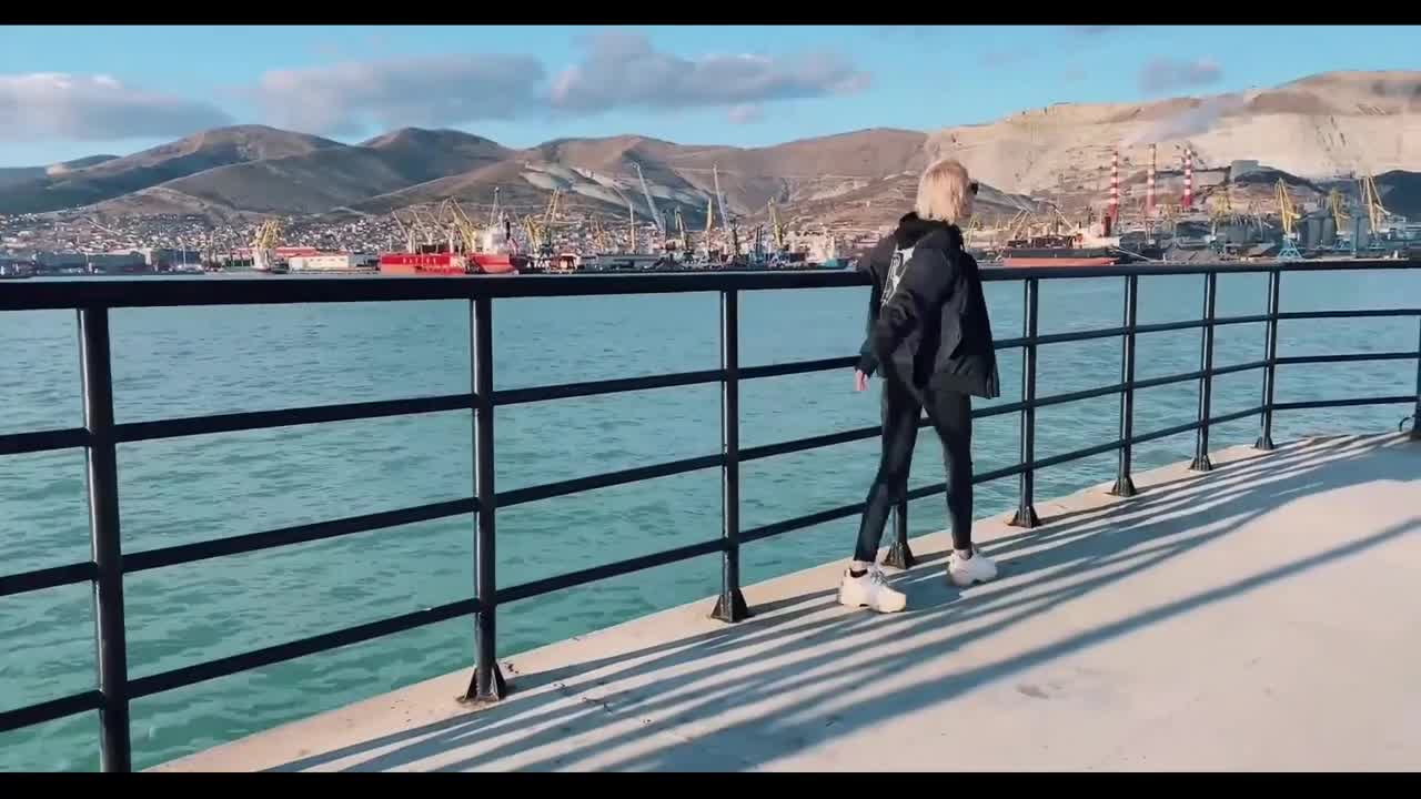 Watch Sneaky Public Blowjob by a Russian Blonde on Vacation Full. Duration: 06:10 | ePornBabe.