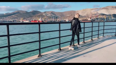 Sneaky Public Blowjob by a Russian Blonde on Vacation