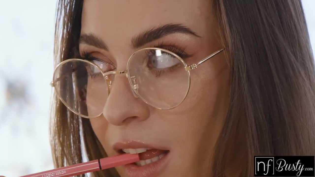 Watch Gorgeous babe with full natural tits Josephine Jackson gives her head and gets rammed Full. Duration: 13:01 | ePornBabe.