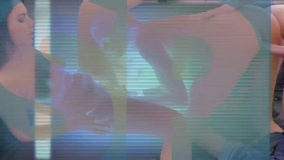 Hot Bubble Butt Brunette Mona Azar Swallows My Cum!