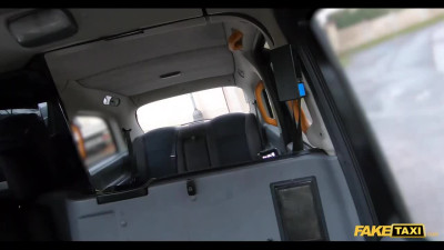 MILF with huge tits Blondie Fesser seduced Fake Taxi Driver to suck his cock