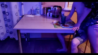 Curvy babe wants some dick after breakfast. She sucks and jerks big one!