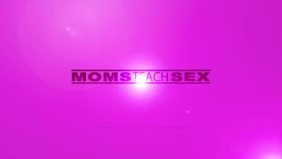 Tiny Vina sky and  Stepmom Ashley Wolf share hard dong in threesome fuck