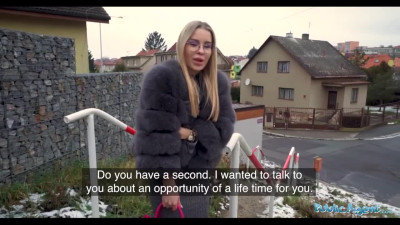 He took off the beauty and fucked at home for money! POV!