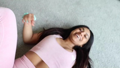 Close-up pussy fucking ends with beautiful cumshot on Latina's trimmed vag