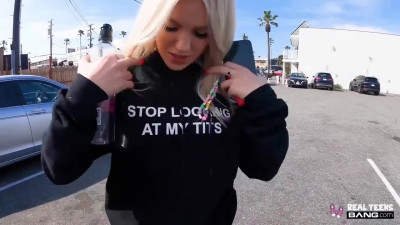 Jazlyn Ray gives sudden BJ in Public and fucks with her BF at the hotel