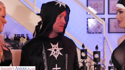 MILF NUNS Katie Monroe & Riley Steele in Halloween Threesome