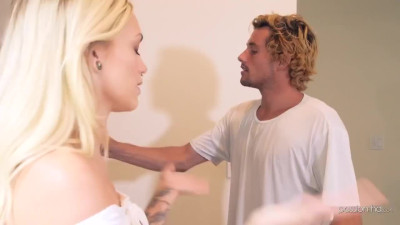 Blondie's pussy rammed after gentle foreplay in the kitchen