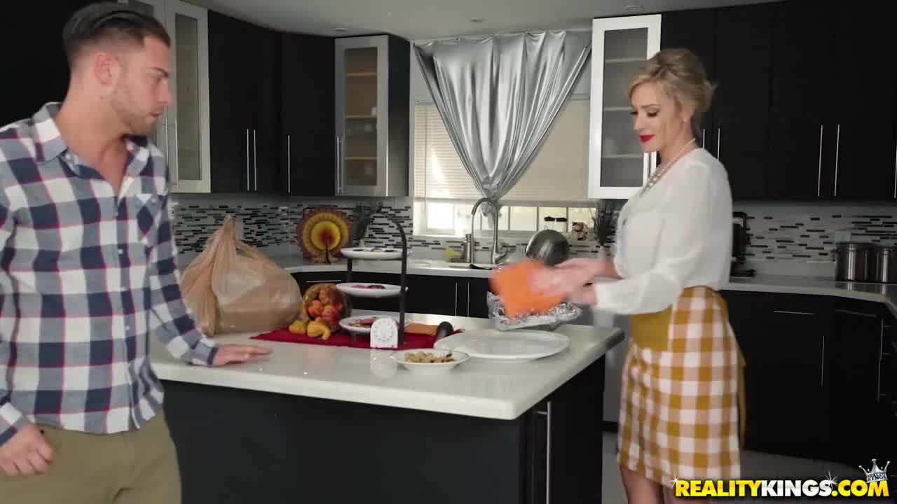 Watch Sultry MILF housewife makes out with stepdaughter and her BF Full. Duration: 07:58 | ePornBabe.