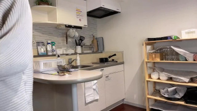 A happy Japanese couple celebrates Valentine's Day like ordinary Japanese. Fucking while cooking and tongue up the ass.