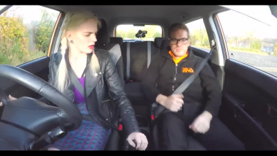 Driving instructor sucks girl's nipples and pounds her pussy outdoor
