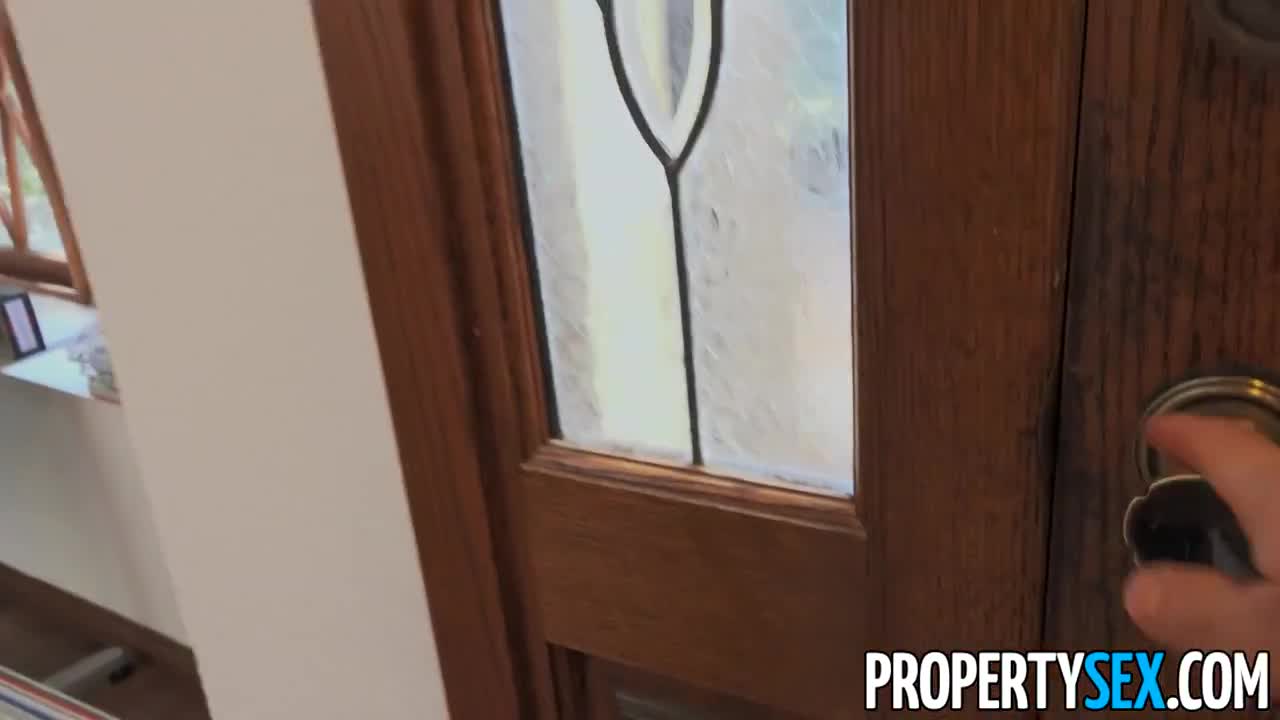 Watch Aspiring porn actress Ryan Reid fucks estate agent to get a discount Full. Duration: 12:01 | ePornBabe.