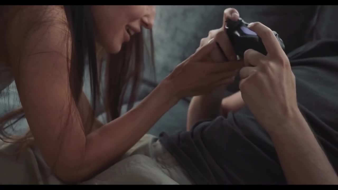 Watch Top model wants her gamer to fuck her flawless ass Full. Duration: 04:58 | ePornBabe.