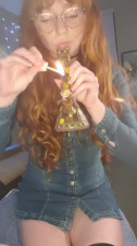 Redhead shawty Mandy is high from pleasant and delightful self-fucking