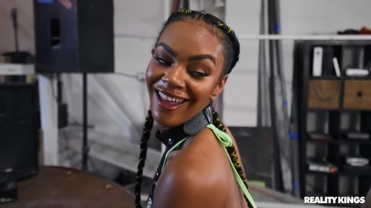Watch Ebonie's trimmed cherry fucked by garage rock superstar Full. Duration: 07:57 | ePornBabe.