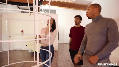 Asian cutie sucks and fucks with energized partner