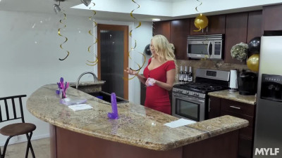 Luxury Indica Flower makes Kenzie Madison and Katie Morgan cum with strapon