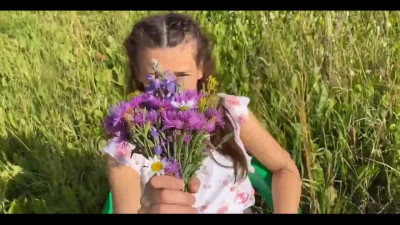 Peasant girl enjoys public sex with a stranger in the field - outdoor POV