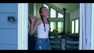 Nympho teen BrandiBraids seduces a postman for sex cause she wants to