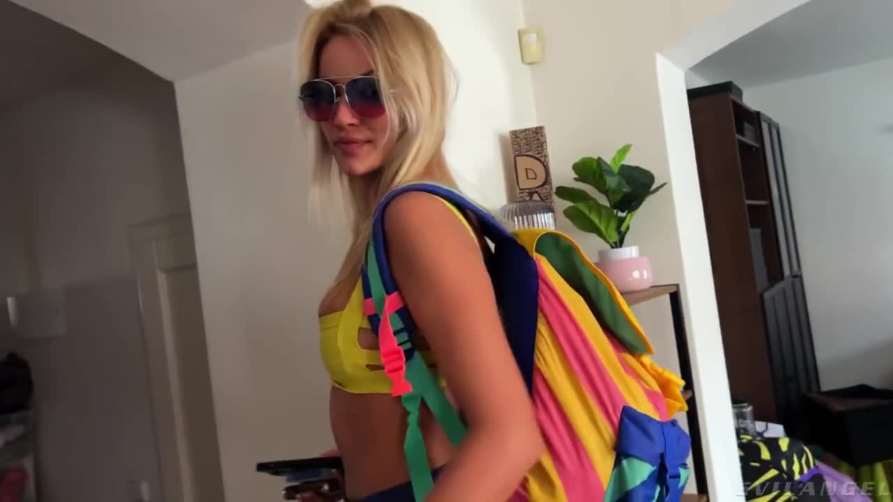 Watch Extreme anal foursome for a big-boobed MILF and a teen girl who loves fisting Full. Duration: 06:00 | ePornBabe.