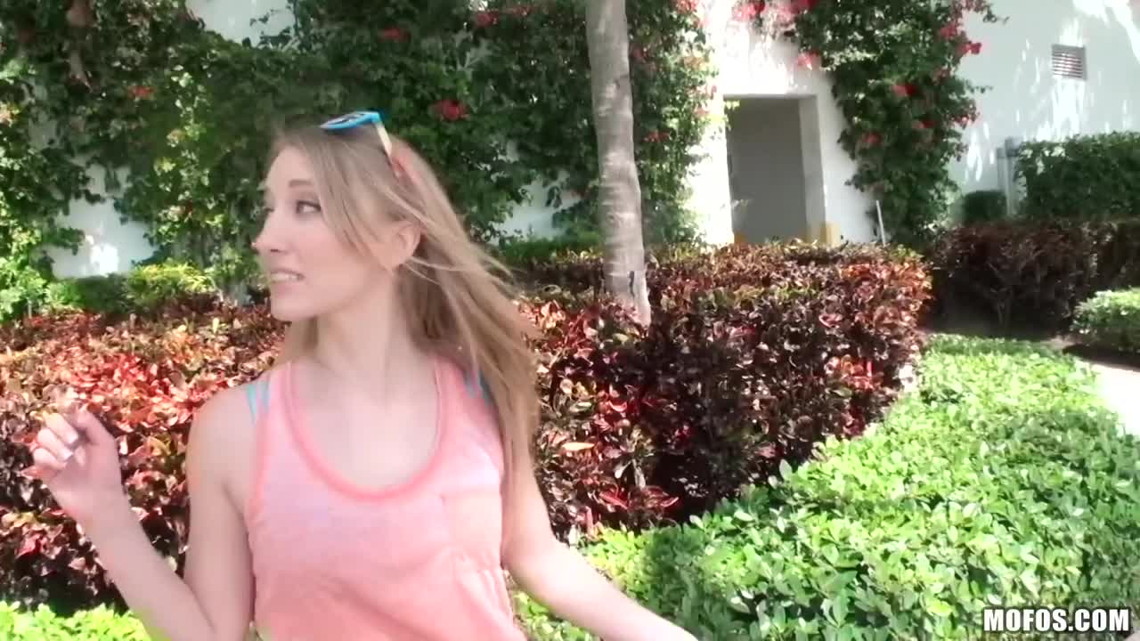 Watch Horny blonde sucking and fucking a stranger in a car Full. Duration: 07:57 | ePornBabe.