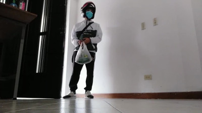 Girl pays courier with her body