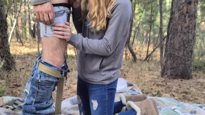 Public creampie porn with young woman in the woods